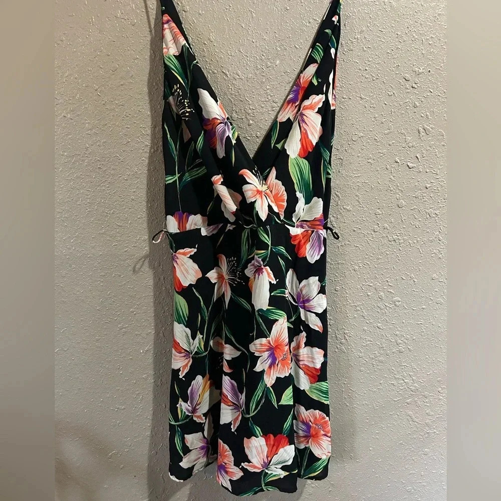 Lush floral dress black sz M